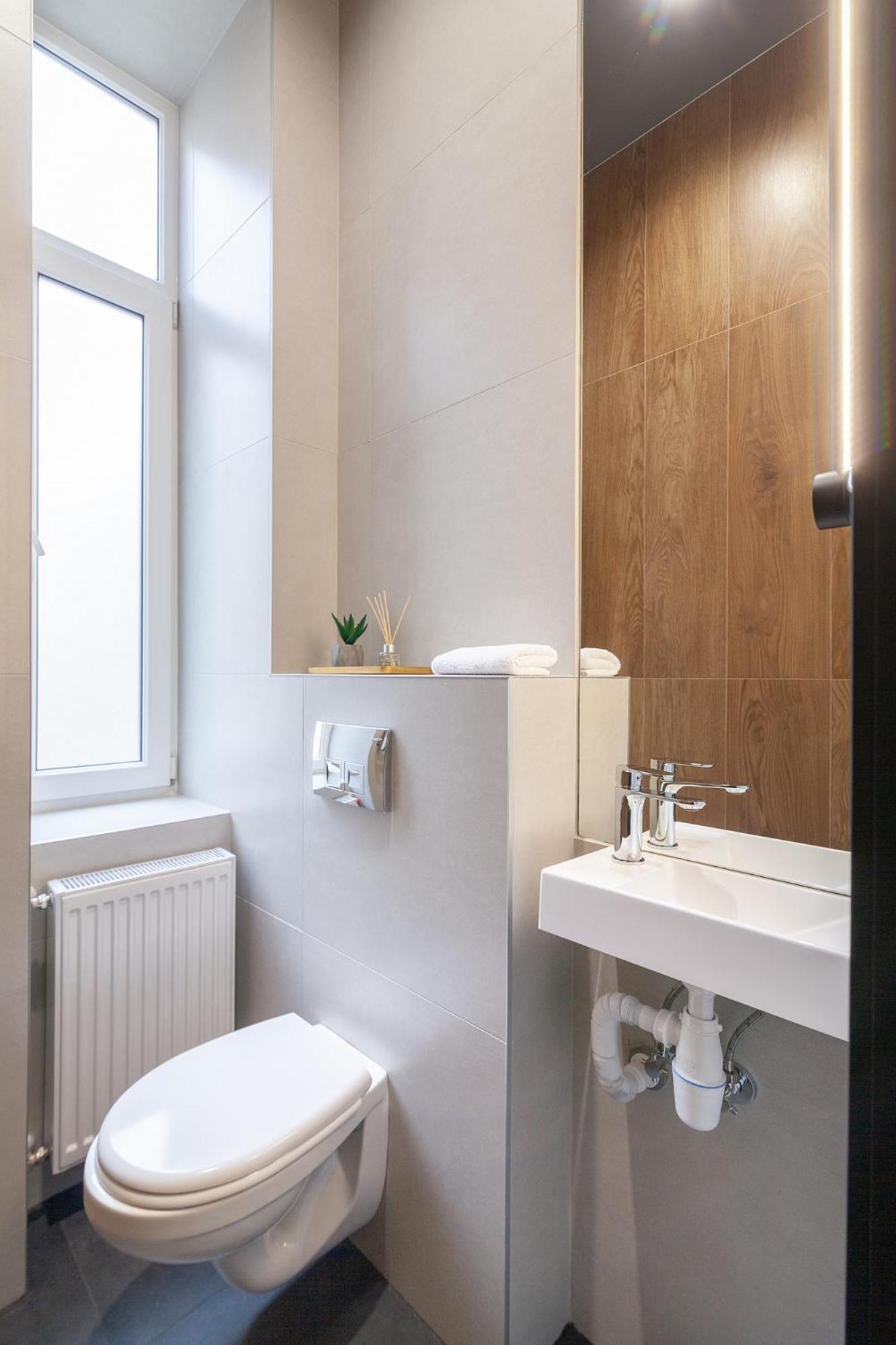 Royal Vip Apartment On Leontovicha 5 Lviv Bagian luar foto